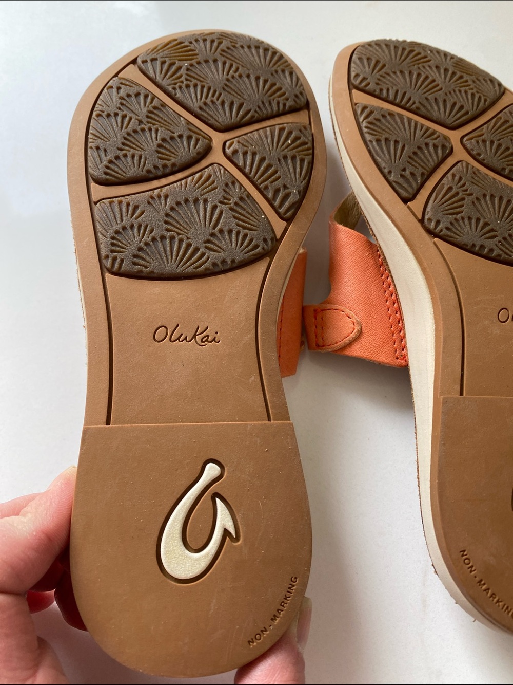 OluKai Coral Braided Thong Sandals for Women - Picture 5 of 6